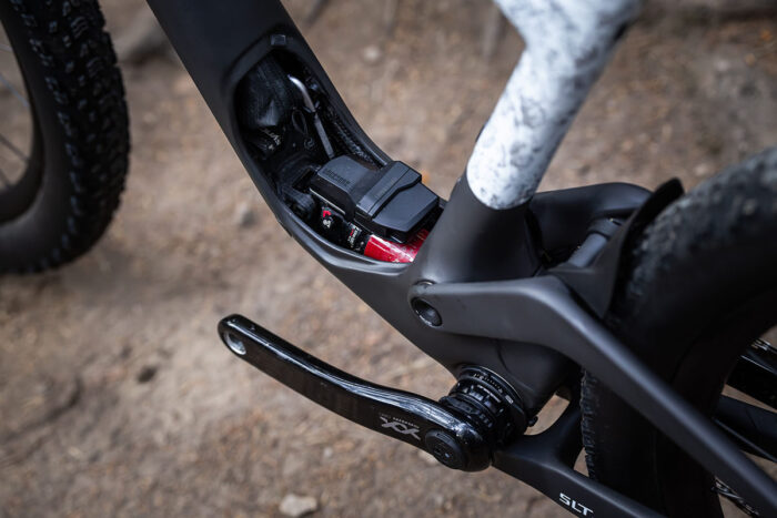 amortisseur intégré Scott Spark RC 2027 suspension cachée
