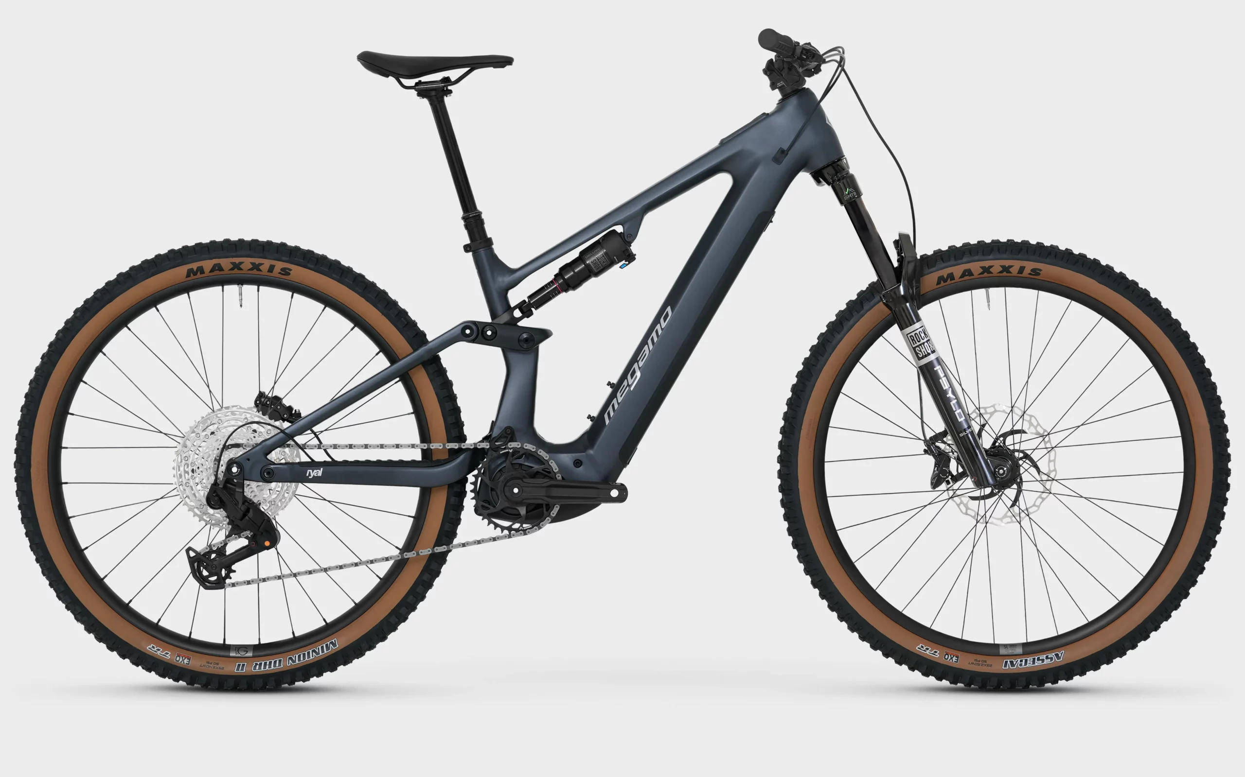 Megamo Ryal 2027 VTTAE AVINOX enduro trail en action
