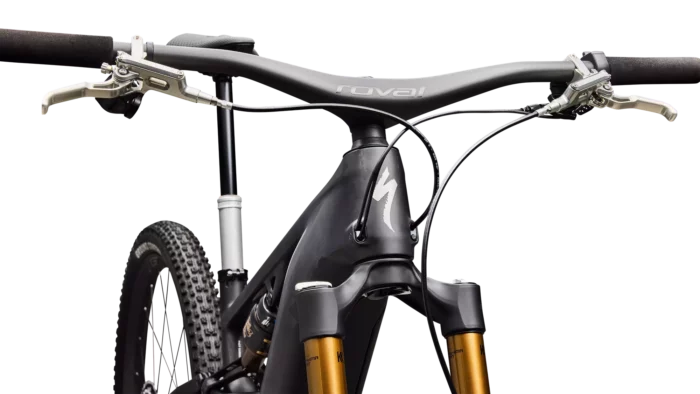 Cadre carbone FACT 11m Levo R Ultralight en détail
