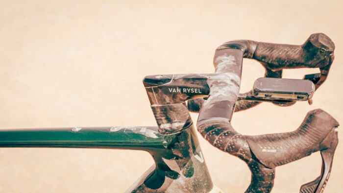 Van Rysel RCR-G carbone haut module gravel race 2026