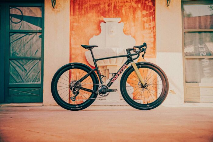 Van Rysel RCR-G carbone haut module gravel race 2026